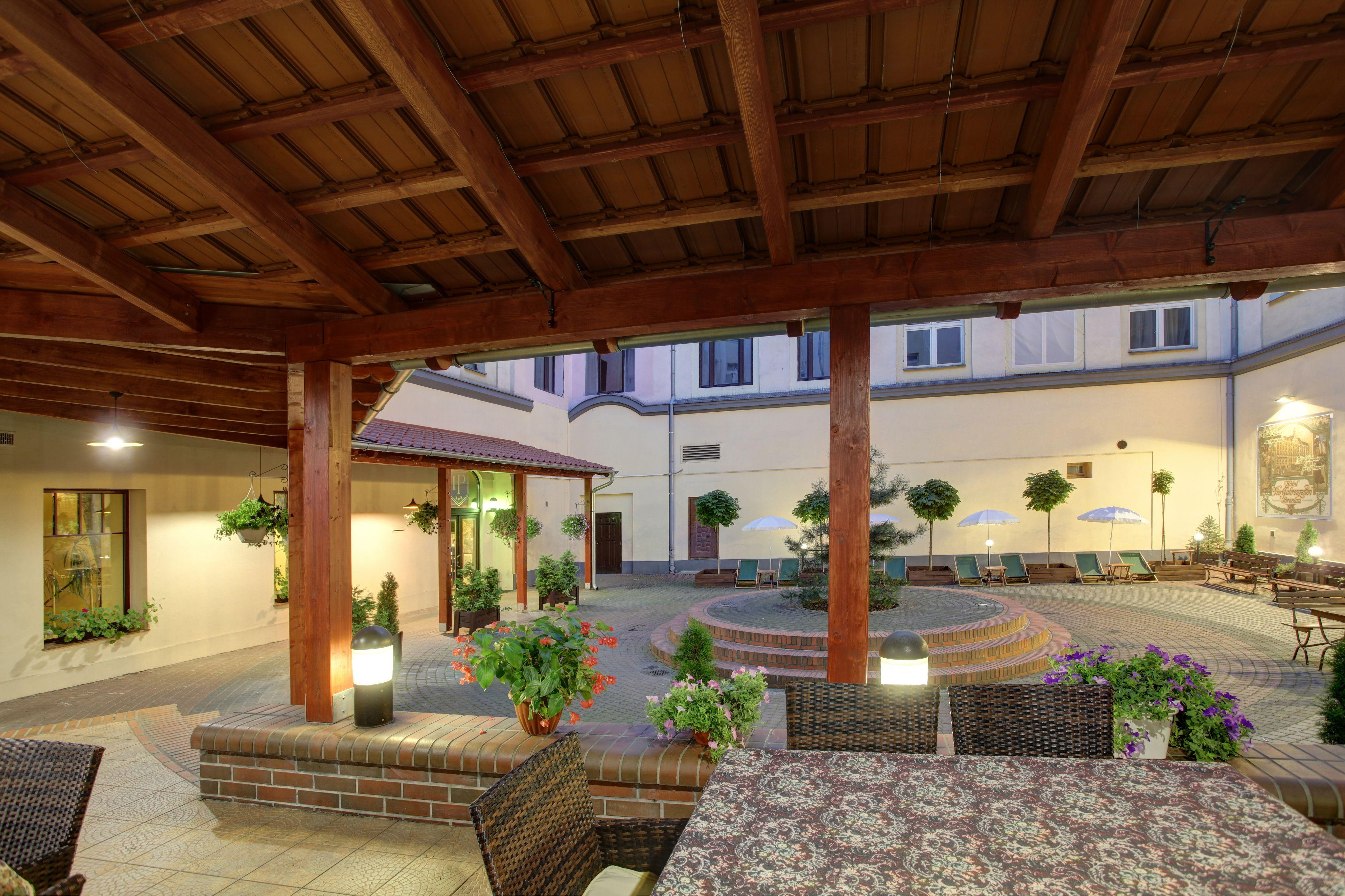 Hotel Polonia Centrum Βρότσλαβ Εξωτερικό φωτογραφία