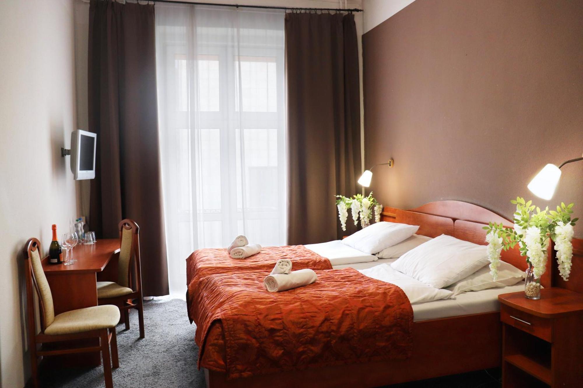 Hotel Polonia Centrum Βρότσλαβ Εξωτερικό φωτογραφία