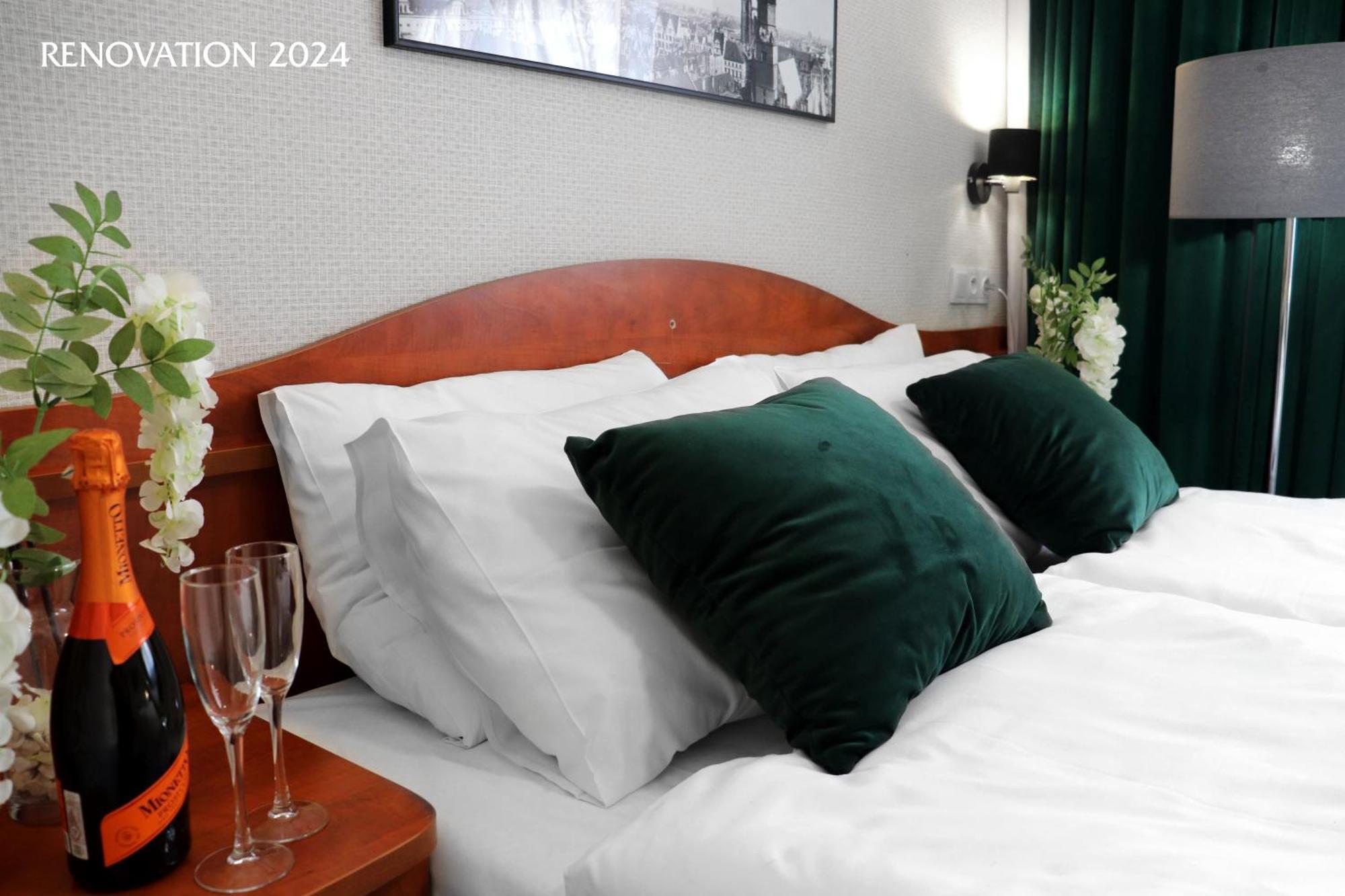 Hotel Polonia Centrum Βρότσλαβ Εξωτερικό φωτογραφία