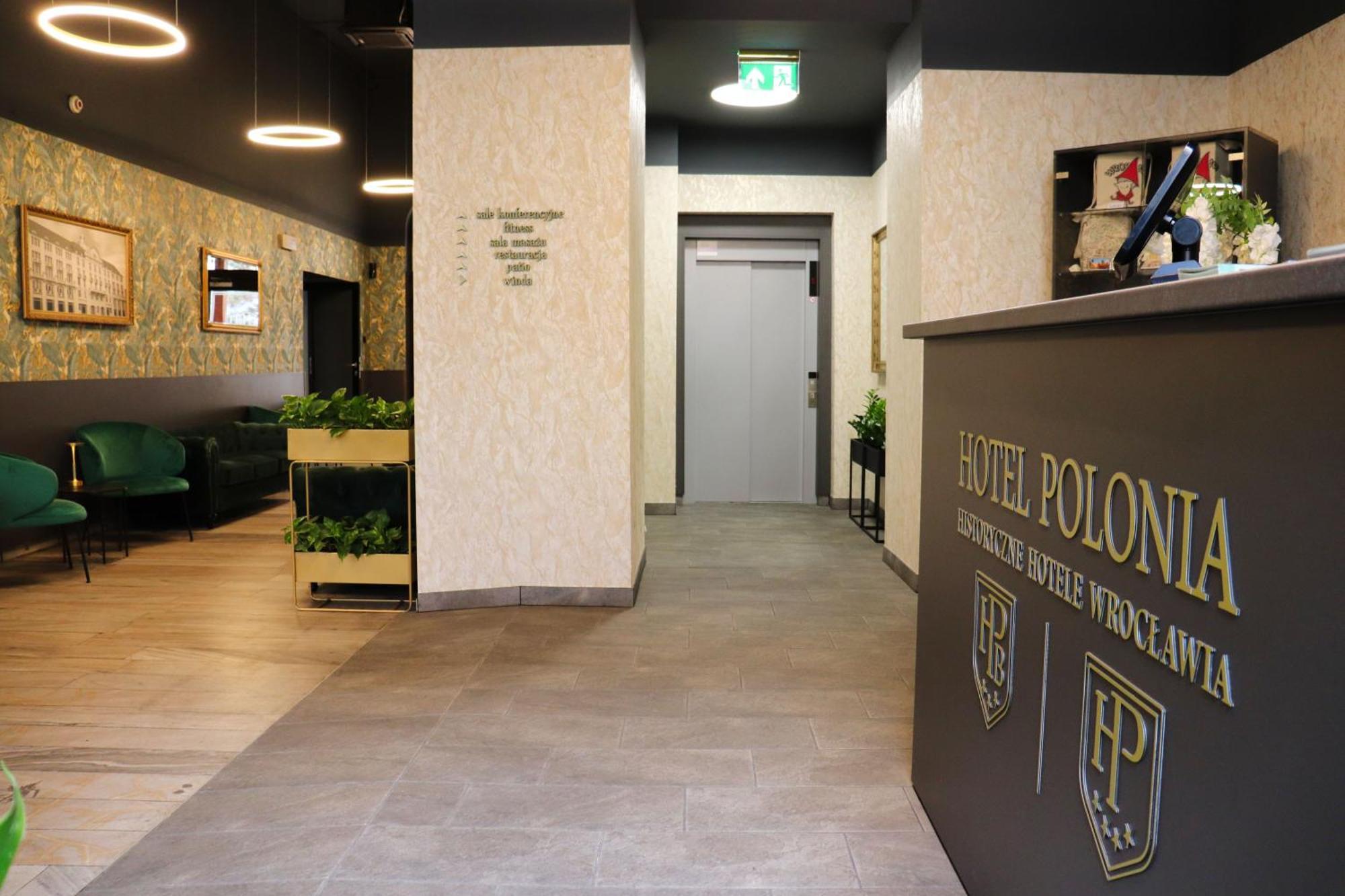 Hotel Polonia Centrum Βρότσλαβ Εξωτερικό φωτογραφία